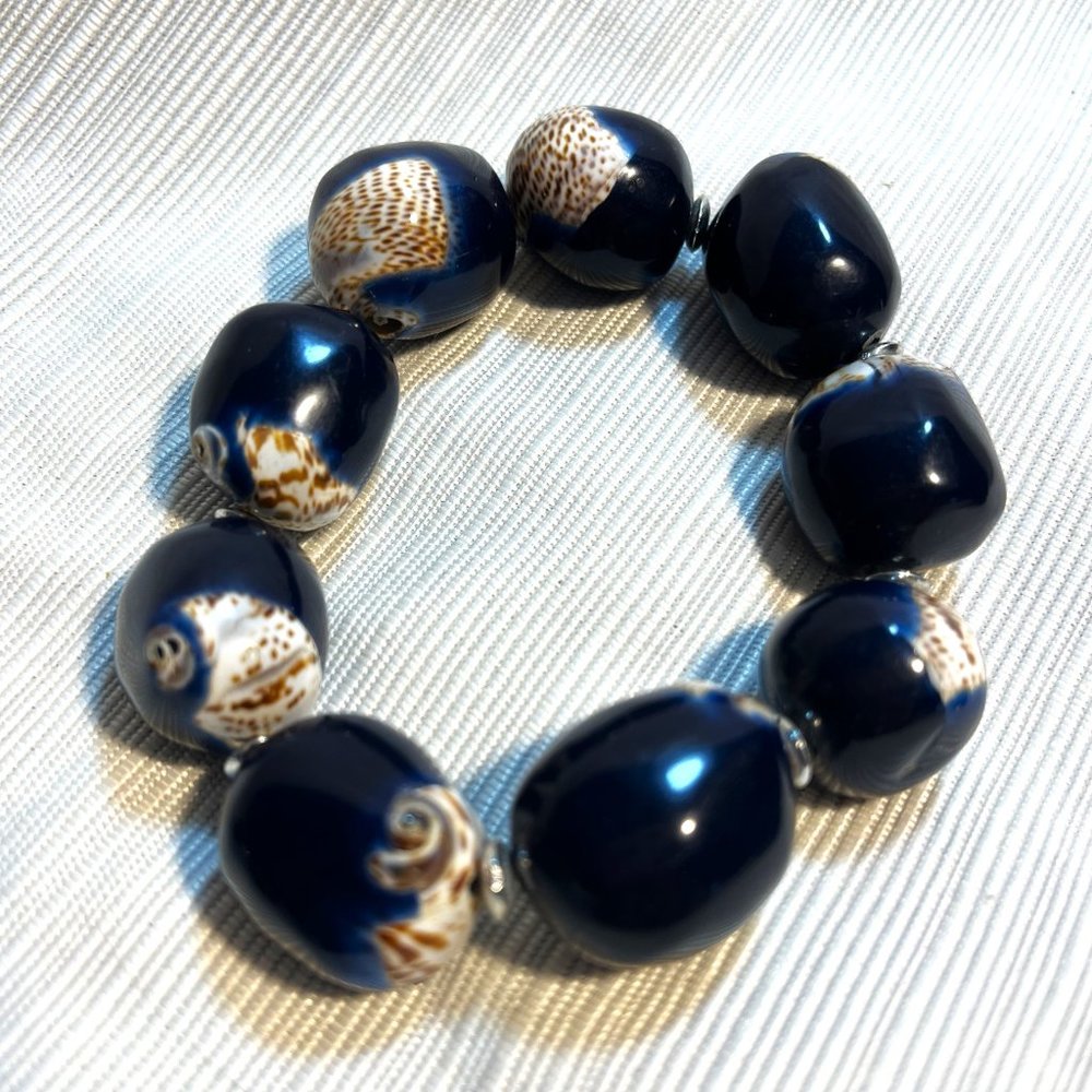 3 High Fashion Chunky Bracelets - Picture 6 of 8